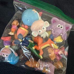 3/$15 Dora the Explorer toys